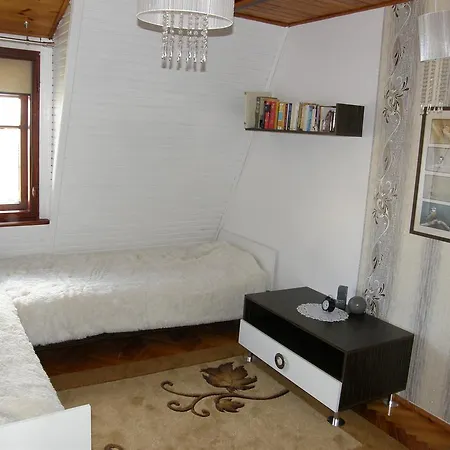 Dom Z Ogrodem Do 10 Osob !