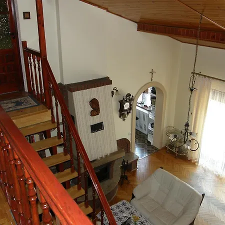 Holiday home Dom Z Ogrodem Do 10 Osob !