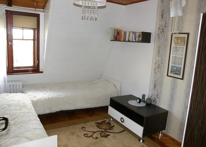 Dom Z Ogrodem Do 10 Osób !