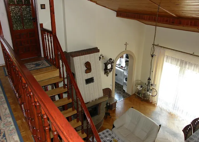 Dom wakacyjny Dom Z Ogrodem Do 10 Osób !